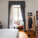 B&B Ibiscus